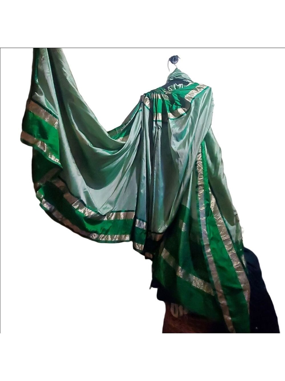INDIAN SAREE Pleated Light Green, Vibrant Emerald Green & Gold Border EUC